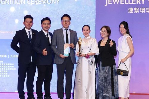 PNJ được JWA vinh danh về phát triển bền vững