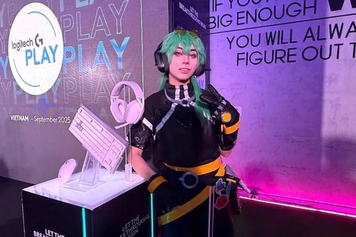 Logitech G Play cùng hàng loạt sản phẩm gaming đột phá