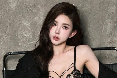 Hot girl dao kéo bị sao chép khuôn mặt nhiều nhất Trung Quốc