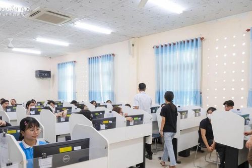 Bước chuyển mình song hành cùng thách thức