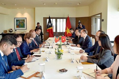 Chạm tới những niềm vui trọn vẹn