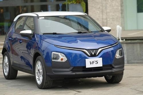 Top 5 xe gầm cao bán chạy nhất tháng 8/2025: VinFast VF5 vươn lên dẫn đầu