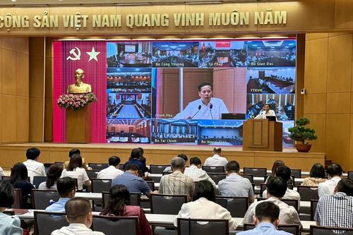 Quán triệt, triển khai thực hiện quy định, chỉ thị, hướng dẫn của Trung ương về thi hành Điều lệ Đảng