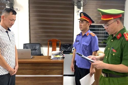 Vì sao 'Đức bê đê' bị bắt?
