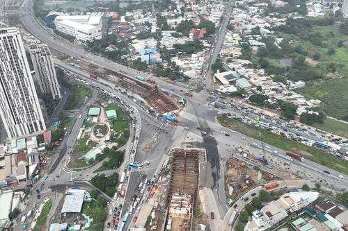 Loạt dự án trọng điểm ở TPHCM chậm tiến độ, 'nút thắt' lớn nhất là gì?