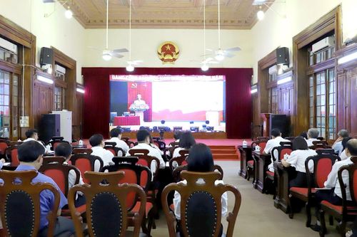 Tập huấn sử dụng ứng dụng 'Sổ tay đảng viên điện tử'