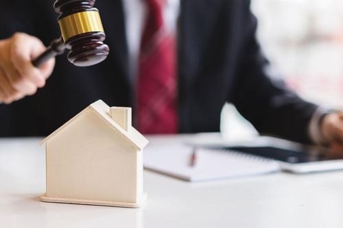 Ngân hàng thông báo xử lý tài sản của doanh nghiệp sữa bột có tiếng