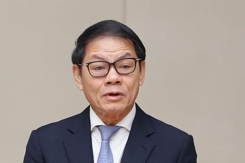'Đại gia' ô tô báo lợi nhuận tăng, ông Trần Bá Dương chưa trở lại danh sách tỷ phú USD