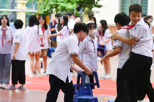 Bộ GD-ĐT bỏ hình thức đình chỉ học, phạt nặng nhất là viết bản tự kiểm điểm