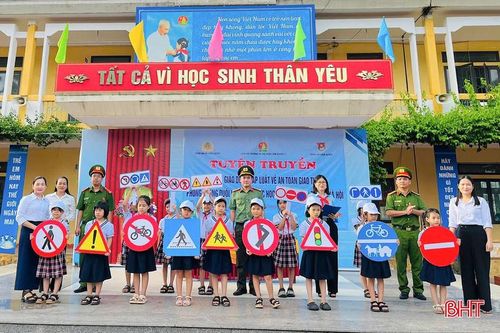 Sôi nổi các hoạt động Đoàn - Đội ngay từ đầu năm học ở Hà Tĩnh