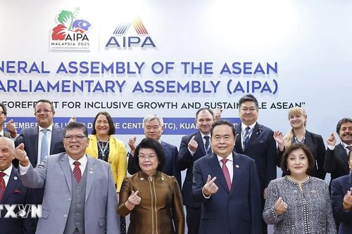 Chủ tịch Quốc hội Trần Thanh Mẫn bắt đầu tham dự các hoạt động của AIPA-46