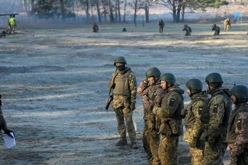 Ukraine mua sắm 1.000 xe cơ động chiến thuật cho quân đội