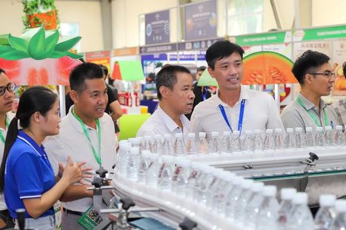 350 doanh nghiệp tham gia triển lãm về thực phẩm và đồ uống tại Hà Nội