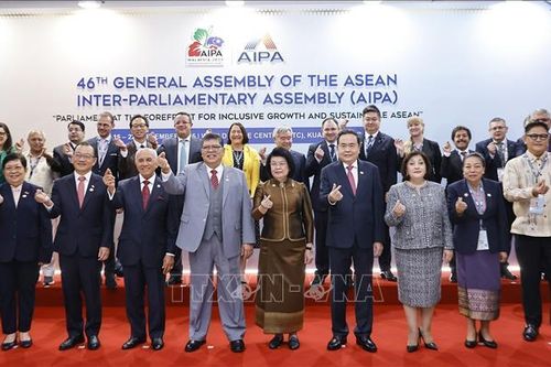 AIPA-46: Các Trưởng đoàn Nghị viện thành viên AIPA chụp ảnh chung