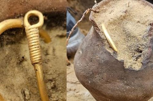 Đào được chiếc bình đất sét chứa kho báu bằng vàng quý giá