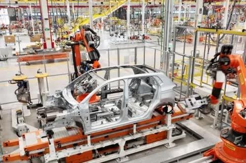 Từ linh kiện rời đến giá trị cao: Con đường nào cho ngành sản xuất Việt?