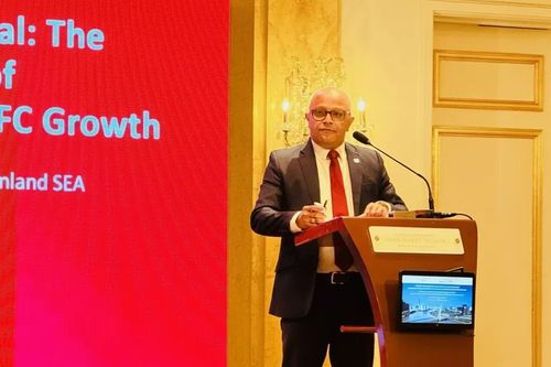 Chuyên gia vạch lộ trình đưa TPHCM trở thành trung tâm tài chính quốc tế