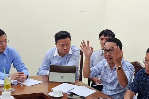 TPHCM: Tiếp gỡ vướng sổ hồng cho hàng ngàn căn hộ, nhà phố