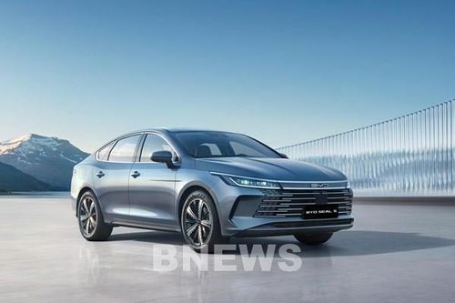 BYD Việt Nam hé lộ mẫu sedan PHEV hoàn toàn mới SEAL 5