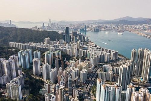 Hong Kong (Trung Quốc) cắt giảm lãi suất cơ bản lần đầu tiên trong năm 2025