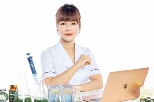 Ra mắt nhãn hàng độc quyền V-Herbal