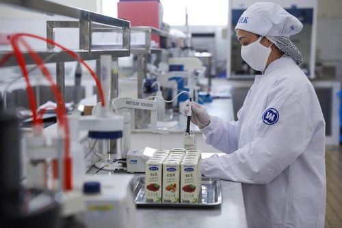 Dự thảo Luật Đầu tư kinh doanh: Có nên bỏ 'Giấy phép' khi đầu tư ra nước ngoài?