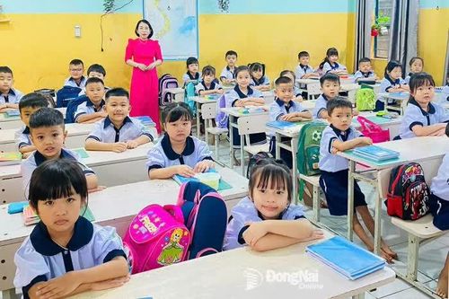 Kiểm soát chặt chẽ các khoản thu trong nhà trường