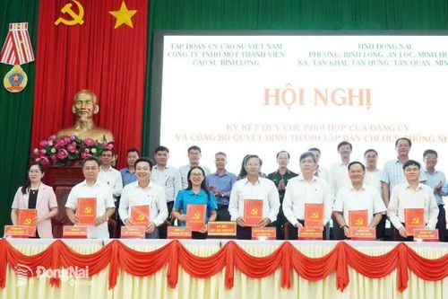 Đảng ủy Công ty TNHH MTV Cao su Bình Long ký kết quy chế phối hợp với các xã, phường
