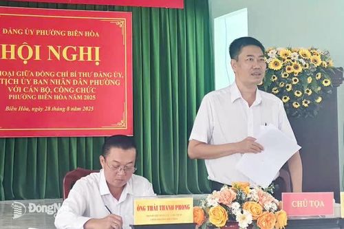 Người đứng đầu cấp ủy Đảng và chính quyền các cấp đối thoại với nhân dân tối thiểu 1 lần/năm