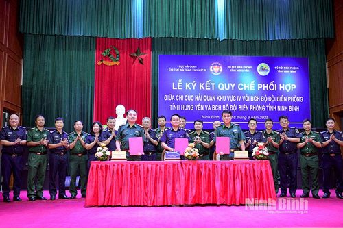 Ký kết Quy chế phối hợp giữa Chi cục Hải quan khu vực IV và Ban Chỉ huy Bộ đội Biên phòng tỉnh Hưng Yên, Ninh Bình
