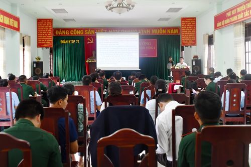 Đoàn Kinh tế-Quốc phòng 79: Nâng cao kiến thức dân tộc cho cán bộ, nhân viên, người lao động