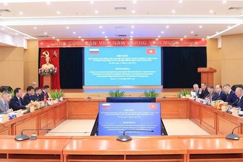 Việt - Nga mở rộng hợp tác cảng biển và vận tải biển chiến lược