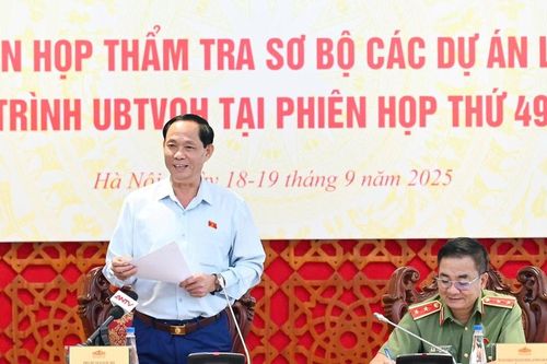 Phó Chủ tịch Quốc hội Trần Quang Phương: Cắt giảm thủ tục, rõ quyền khi xây dựng luật