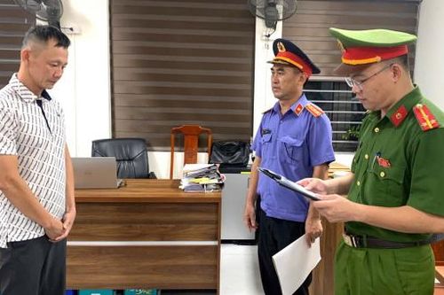 Bắt tạm giam Đức 'bê đê' vì tội khai thác khoáng sản trái phép