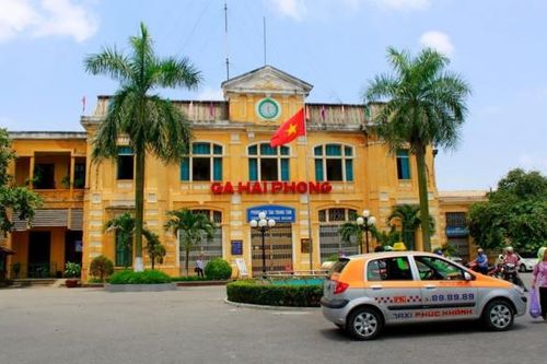Bố trí tàu hỏa chở công chức, viên chức từ phía Tây đến phía Đông Hải Phòng làm việc