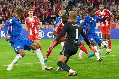 Chelsea khởi đầu chiến dịch Champions League bằng thất bại