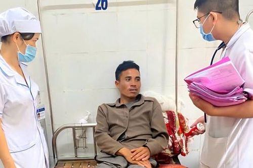 Một ngày sau vụ xe tải lao vào chợ, nhiều nạn nhân chưa hết bàng hoàng