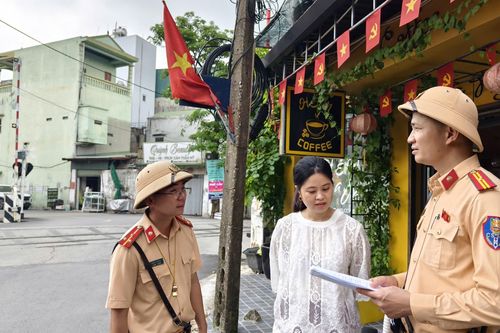 Bảo đảm an toàn đường sắt cho các em học sinh