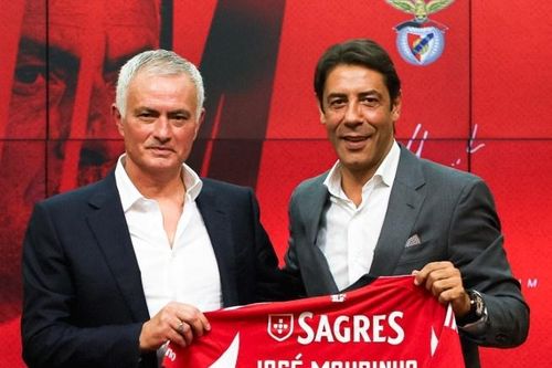 Điều khoản kỳ lạ trong hợp đồng của Mourinho