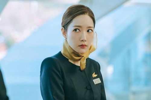 Park Min Young lao đao