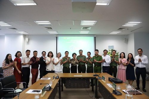 'Lá chắn' tập thể bảo vệ người dân khỏi những thủ đoạn lừa đảo