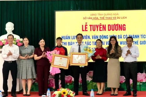 Tuyên dương, khen thưởng HLV, VĐV có thành tích thi đấu xuất sắc tại Giải Vô địch Wushu thế giới