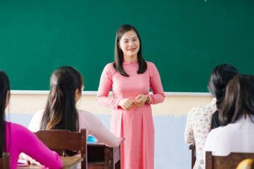 Xây dựng quy định mới về quy tắc ứng xử của nhà giáo trong cơ sở giáo dục