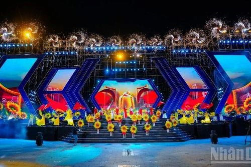 Chương trình nghệ thuật đặc biệt Khát vọng Đà Nẵng