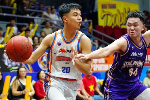 Chung kết VBA 2025: Hanoi Buffaloes chạm một tay vào chiếc cúp vô địch