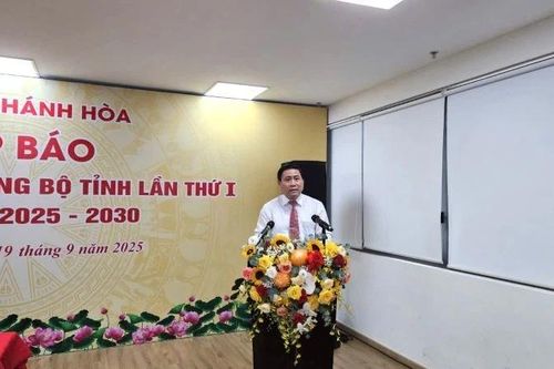 Xây dựng Khánh Hòa tăng trưởng cao, nhân dân có mức sống cao, hiền hòa, hạnh phúc
