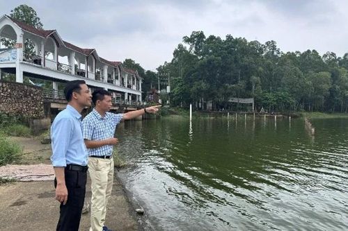 Cần một cơ chế phù hợp quản lý chất lượng nước hồ Đại Lải