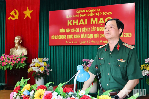 Sư đoàn 31 (Quân đoàn 34) diễn tập chỉ huy - cơ quan 1 bên 2 cấp