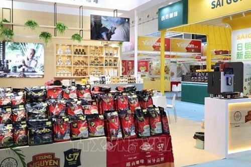 Hàng 'Made in Viet Nam' khẳng định vị trí tại Hội chợ Trung Quốc-ASEAN (CAEXPO)