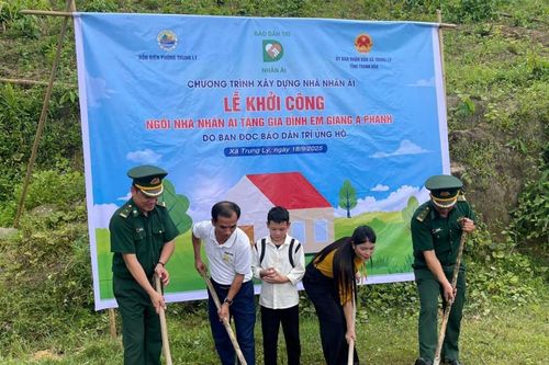 Khởi công xây nhà ở cho con nuôi đồn Biên phòng